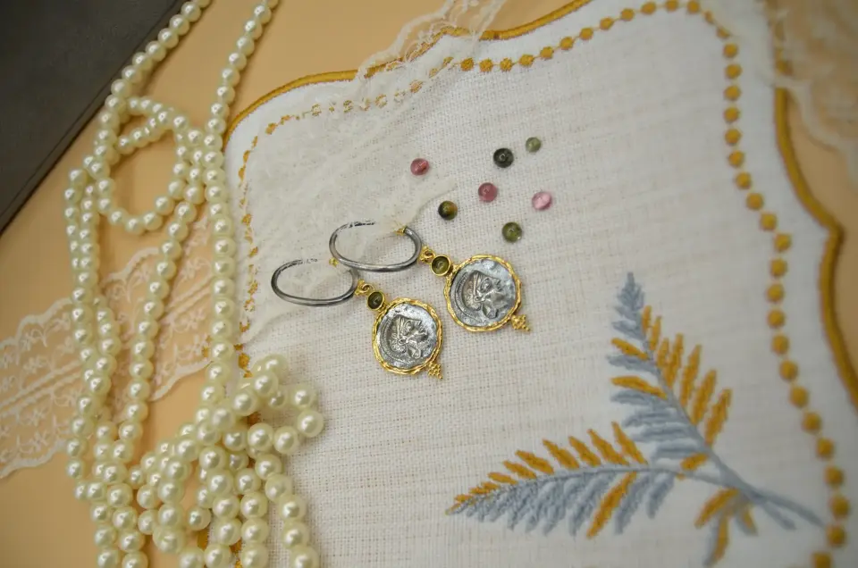 ATHENA & BAYKUŞ TURMALİN KÜPE